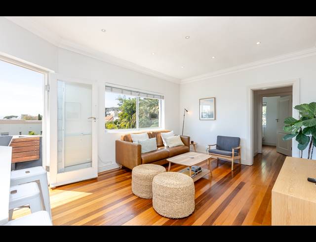 2 BEDROOM APARTMENT FOR SALE IN VREDEHOEK